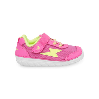 Zips Runner Sneaker - Little Kid Hot Pink