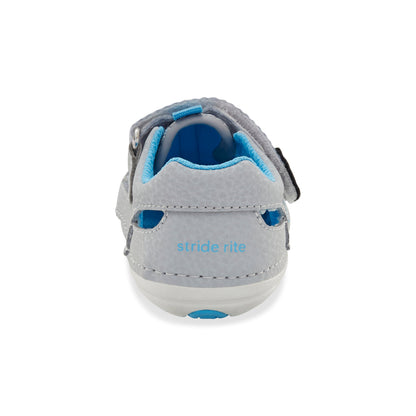 soft-motion-gaia-sneaker-sandal-littlekid-grey__Grey_3