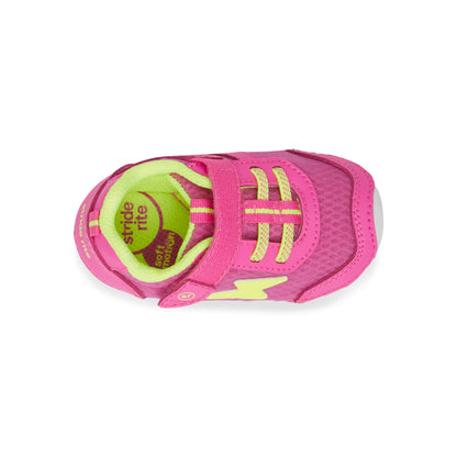 soft-motion-zips-runner-sneaker-littlekid-hot-pink__Hot Pink_6